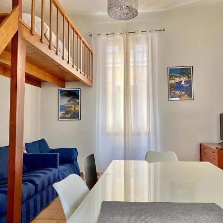 Lumineux Avec Mezzanine - Climatisé Appartement *